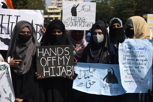 حجاب پر پابندی مذہبی و آئینی آزادی پر حملہ: پیس پارٹی
