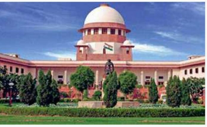 متنازعہ ریمارکس: سپریم کورٹ کا حکم، نوپور کے خلاف درج تمام مقدمات دہلی منتقل